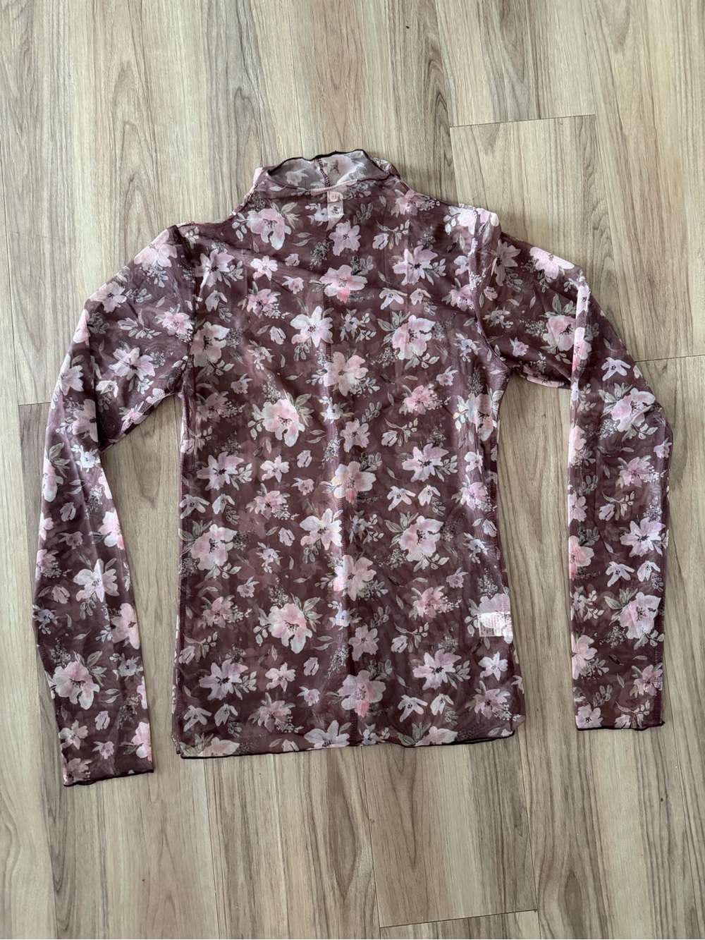 Sheer Floral Mesh Long-Sleeve Top - Picture 2 of 3